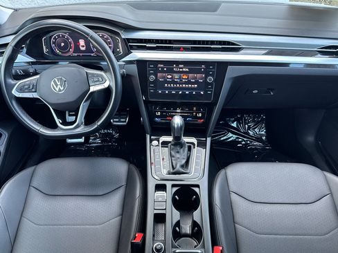 Used 2021 Volkswagen Arteon SE image 12