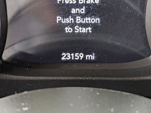 Used 2023 Jeep Gladiator Sport image 19