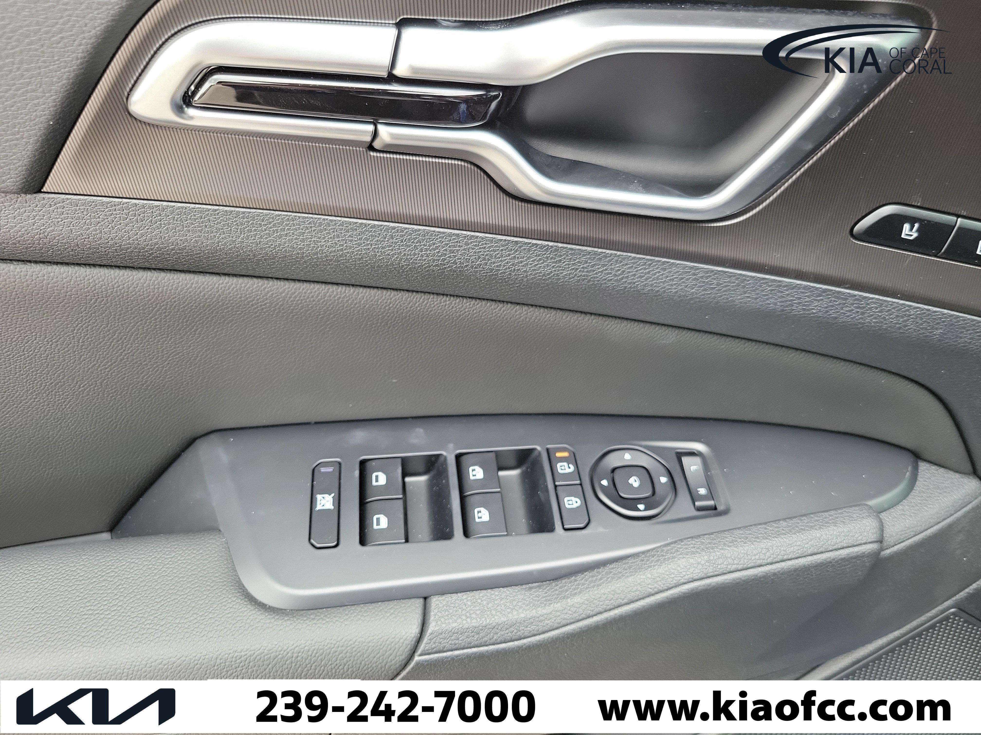 New 2026 Kia Sportage SX FWD image 36