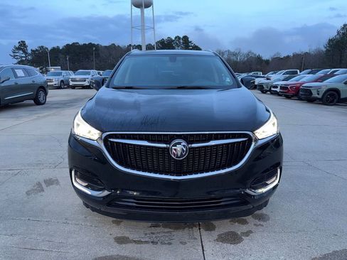 Used 2020 Buick Enclave Essence w/ Sound and Sites Package image 10