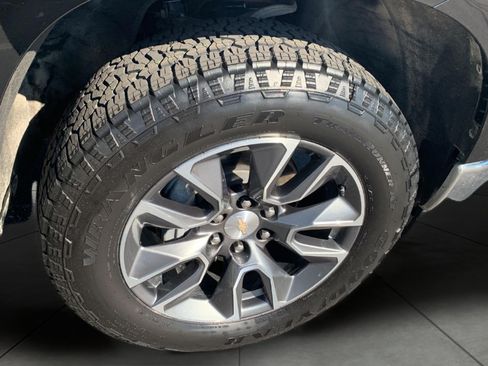 Used 2024 Chevrolet Silverado 1500 LT AWD/4WD image 20