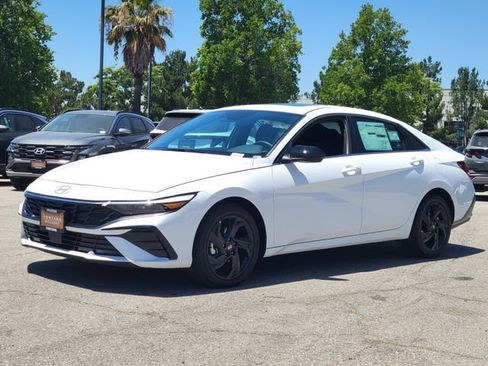 New 2026 Hyundai Elantra SEL Sport Premium FWD image 2