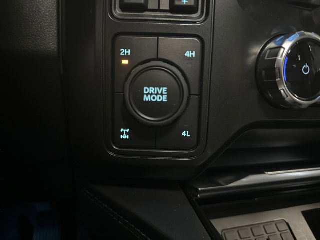 Used 2026 Ford F250 Platinum AWD/4WD image 25