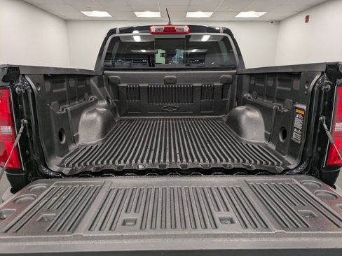 Used 2021 Chevrolet Colorado Z71 w/ Safety Package image 24