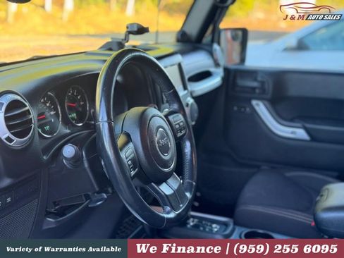 Used 2014 Jeep Wrangler Unlimited Rubicon AWD/4WD image 13