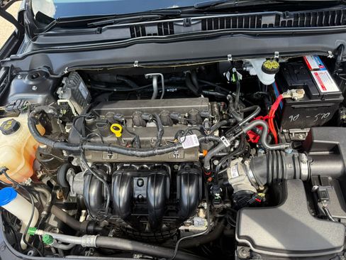 Used 2018 Ford Fusion SE image 22