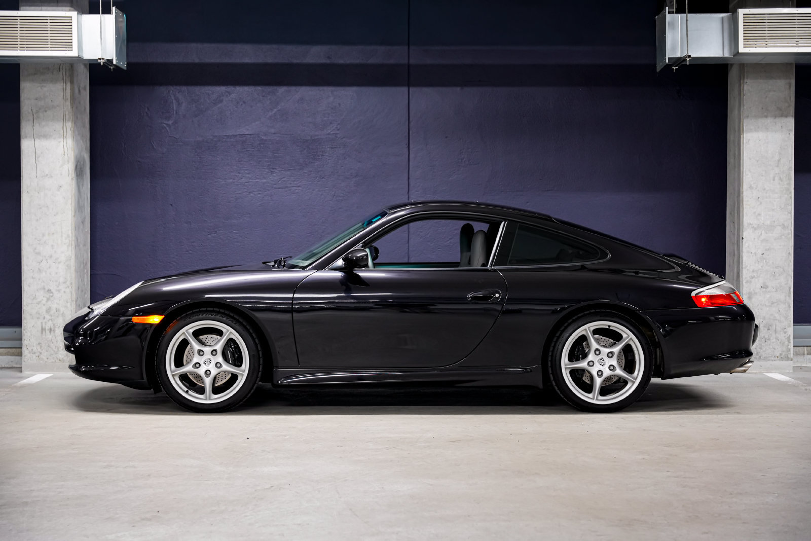 Used 2003 Porsche 911 Carrera RWD image 7