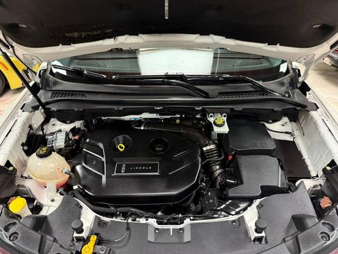 Used 2018 Lincoln MKC Select w/ Select Plus Package FWD image 33