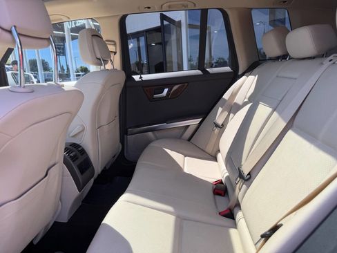 Used 2014 Mercedes-Benz GLK 350 2WD image 26