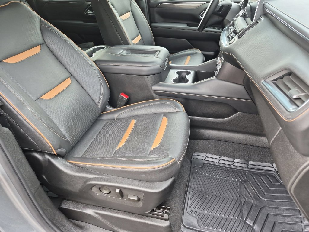 Used 2023 GMC Yukon XL AT4 AWD/4WD image 23