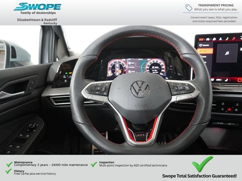 Used 2025 Volkswagen GTI SE FWD image 21