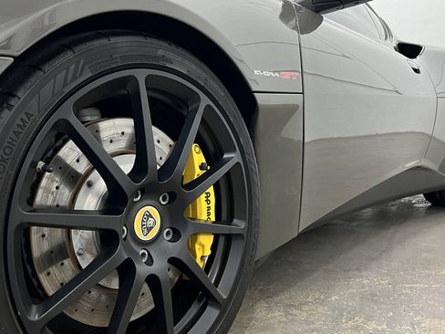 Used 2021 Lotus Evora image 16