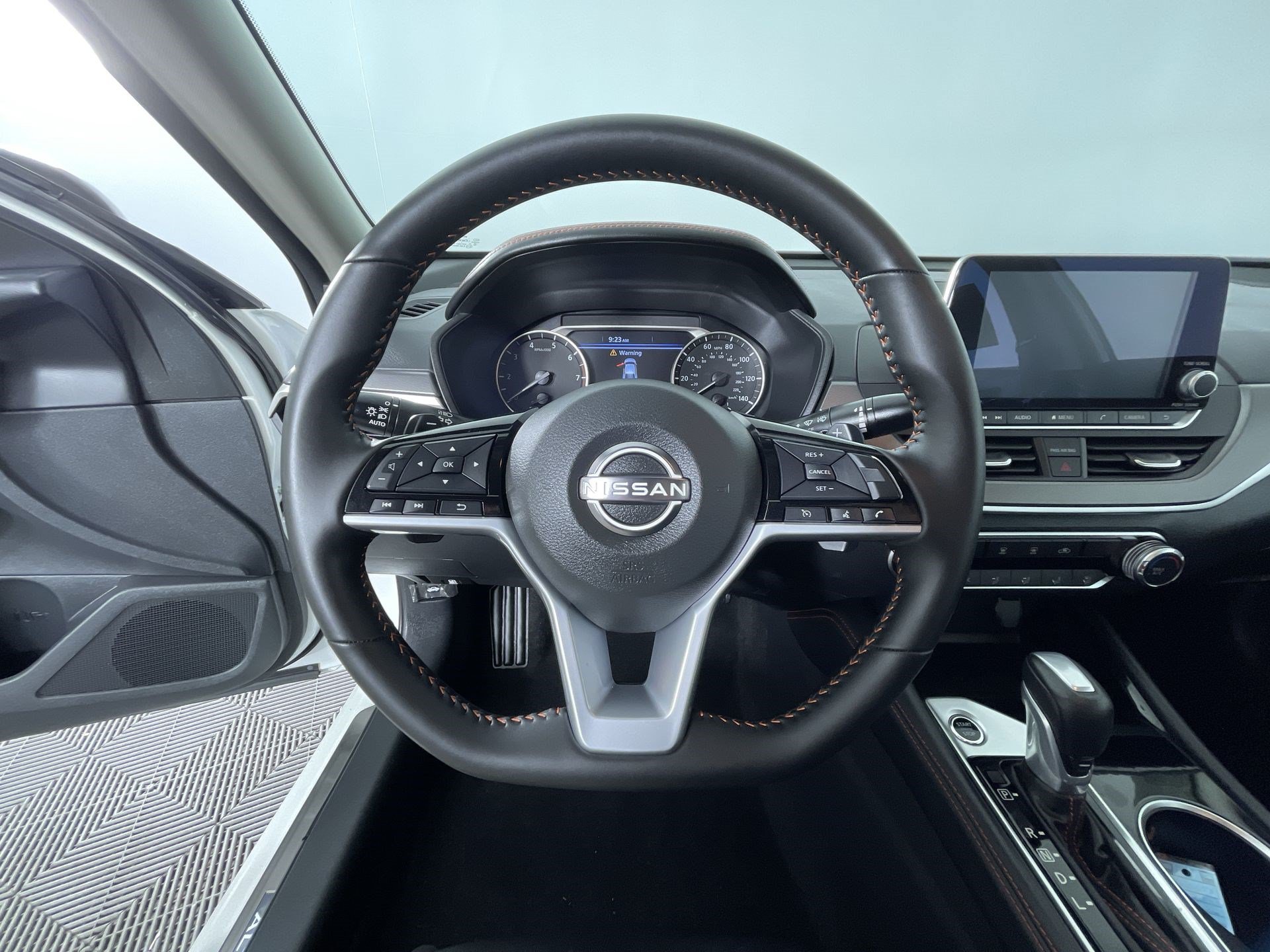 Certified 2025 Nissan Altima 2.5 SR AWD/4WD image 16