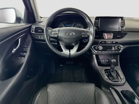 Used 2020 Hyundai Elantra GT w/ Style Package 02 FWD image 22