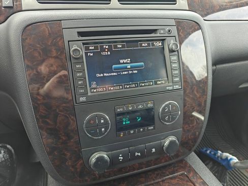 Used 2011 GMC Sierra 2500 Denali w/ Snow Plow Prep Package image 12