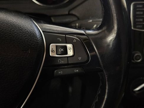 Used 2017 Volkswagen Jetta SE FWD image 12