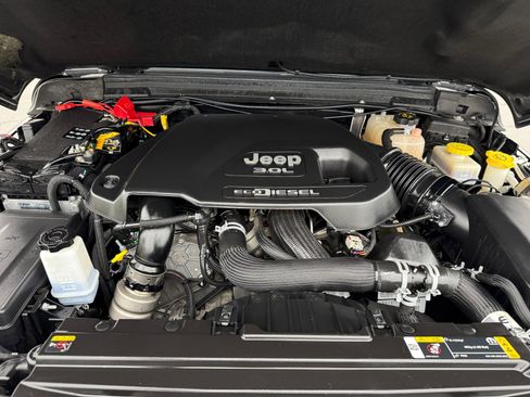 Used 2021 Jeep Wrangler Unlimited Rubicon AWD/4WD image 20