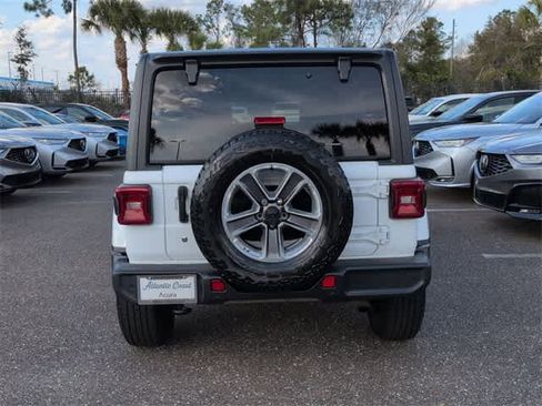 Used 2020 Jeep Wrangler Unlimited Sahara w/ Safety Group image 7