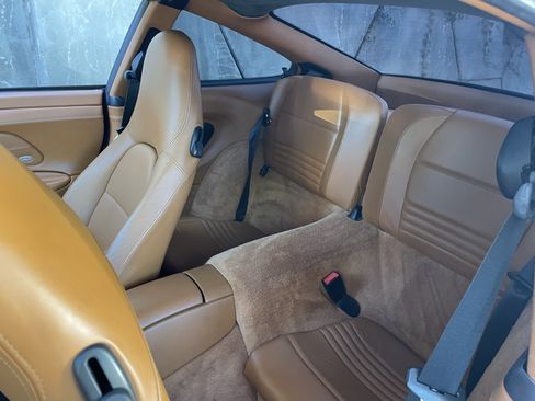 Used 2002 Porsche 911 Carrera 4S AWD/4WD image 24