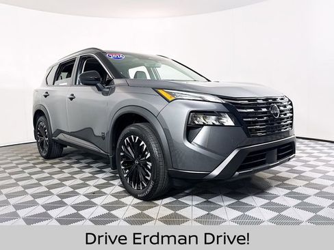 Certified 2026 Nissan Rogue SV FWD image 1