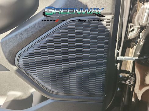 New 2025 Jeep Grand Cherokee Laredo X image 16