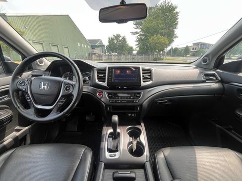 Used 2018 Honda Ridgeline RTL-T image 15