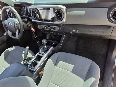 Used 2019 Toyota Tacoma SR5 RWD image 16