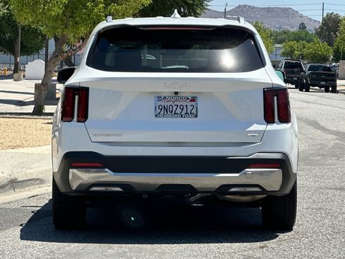 Used 2025 Kia Sorento EX AWD/4WD image 5