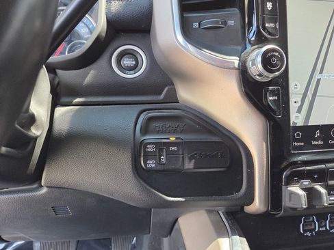 Used 2023 RAM 2500 Laramie AWD/4WD image 24