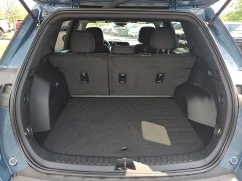 Used 2025 Chevrolet Equinox LT w/ Safety and Technology Package FWD image 21
