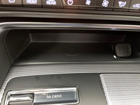 Certified 2025 MAZDA CX-70 Plug-In Hybrid w/ Premium Plus image 26