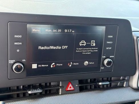 Used 2025 Kia Sportage LX FWD image 22