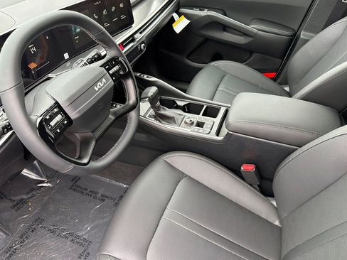 New 2026 Kia Sorento S image 8