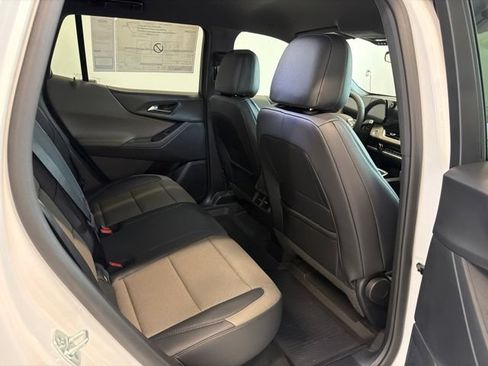 New 2027 Chevrolet Equinox LT w/ Convenience Package II AWD/4WD image 27