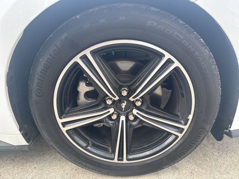 Used 2025 Ford Mustang Premium image 11