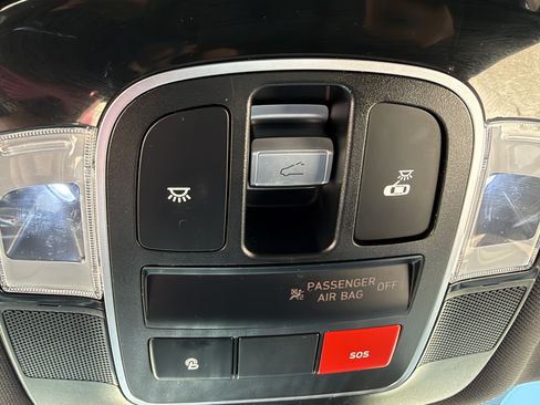 Used 2023 Hyundai Santa Cruz SEL Premium AWD/4WD image 22