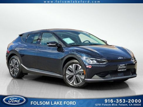 Used 2024 Kia EV6 Light RWD image 1