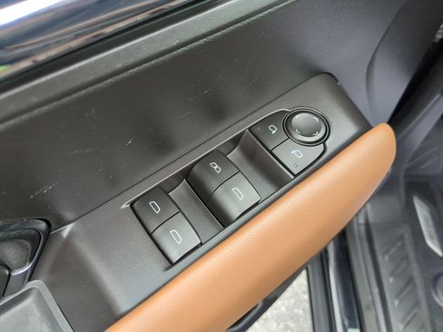 Used 2023 GMC Canyon AT4 w/ AT4 Premium Package image 16