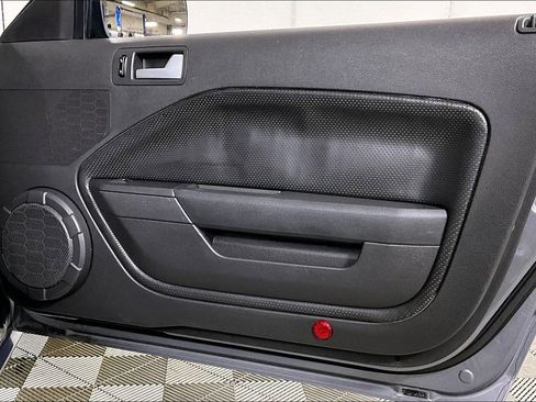 Used 2007 Ford Mustang GT Premium image 24