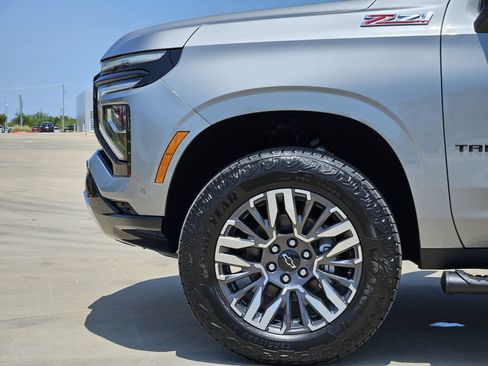 New 2026 Chevrolet Tahoe Z71 w/ Comfort Package AWD/4WD image 9