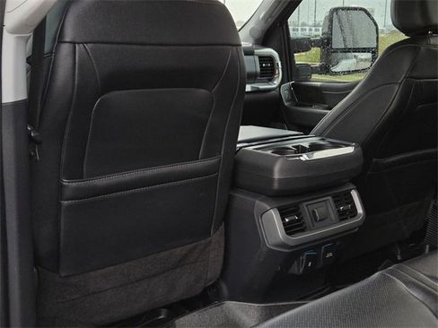 Used 2022 Ford F150 Lariat image 28