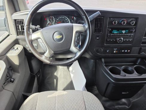 Used 2017 Chevrolet Express 2500 LS image 24