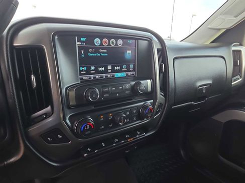 Used 2018 Chevrolet Silverado 1500 LT w/ Texas Edition image 21