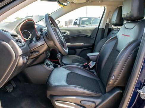 Used 2021 Jeep Compass Trailhawk AWD/4WD image 15
