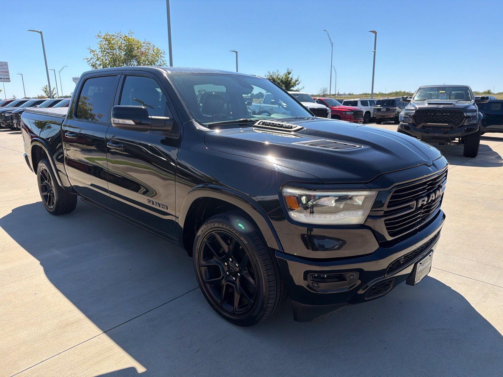 Used 2020 RAM 1500 Laramie AWD/4WD image 7