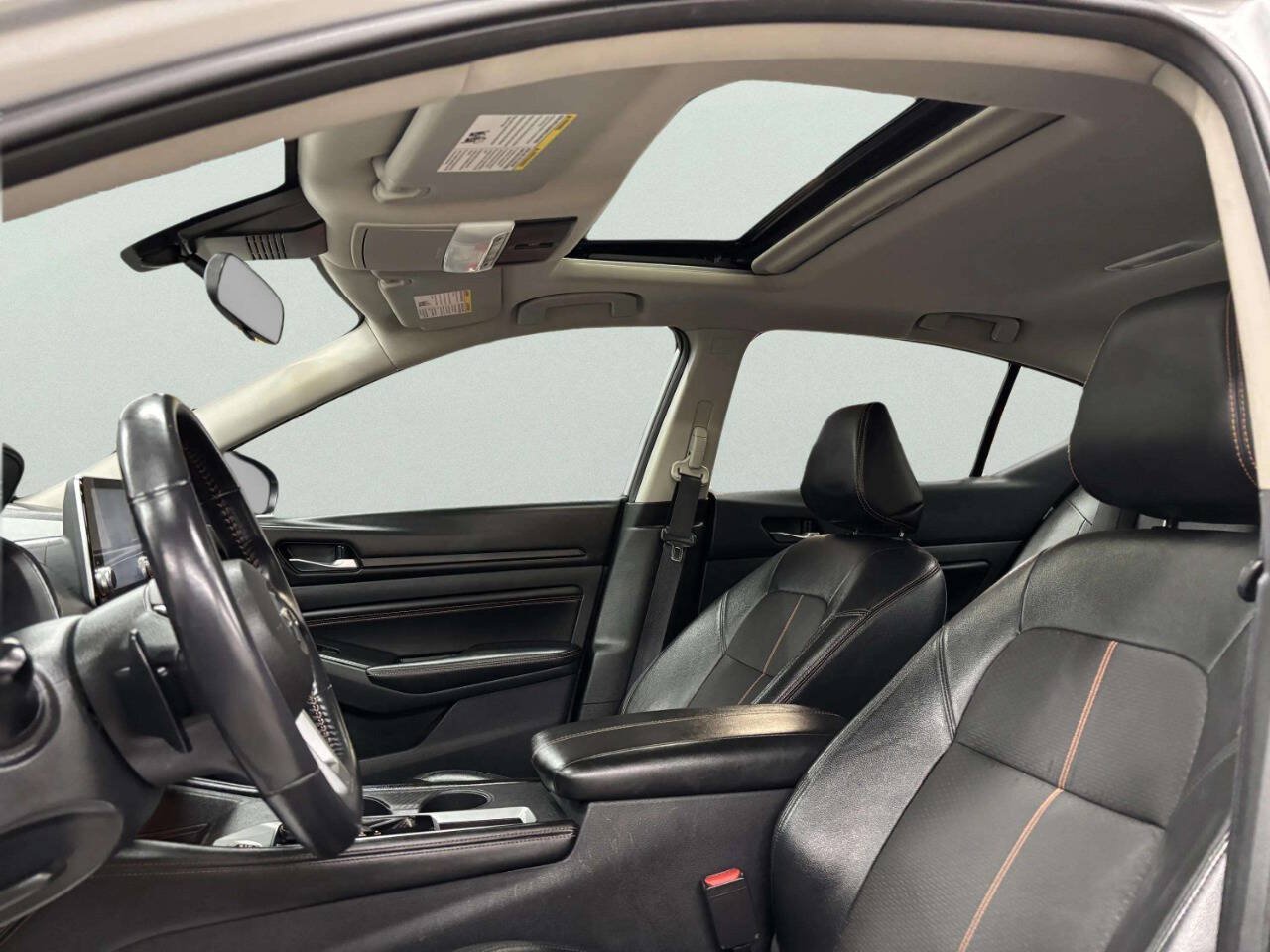 Used 2021 Nissan Altima 2.5 SR w/ SR Premium Package FWD image 15