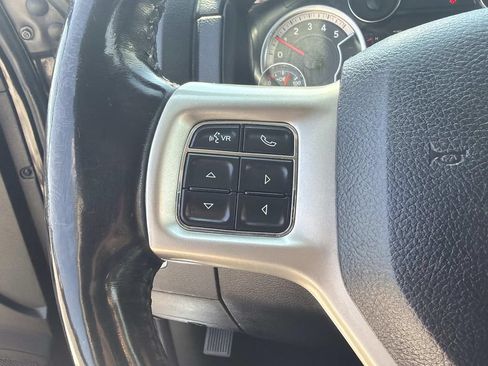 Used 2019 RAM 1500 Laramie w/ Convenience Group AWD/4WD image 10