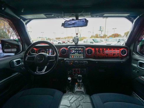 Used 2020 Jeep Wrangler Unlimited Rubicon image 2