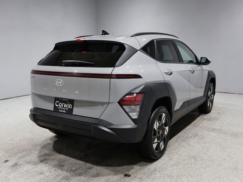 Used 2024 Hyundai Kona SEL image 2