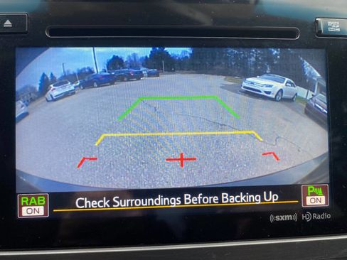 Used 2017 Subaru Legacy 2.5i Limited image 14